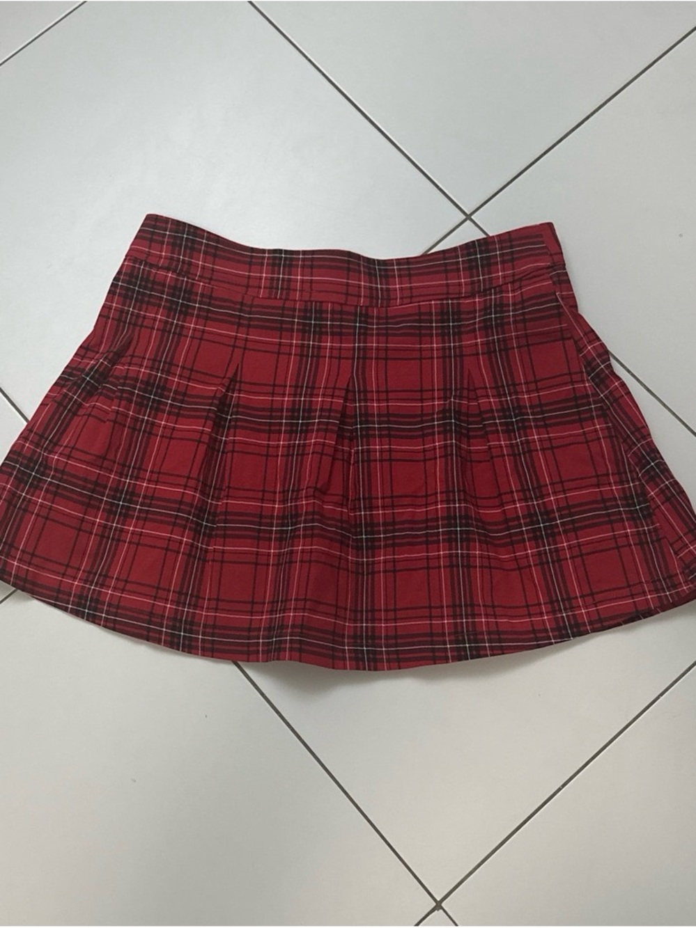 Red Plaid Pleated Mini Skirt - Women